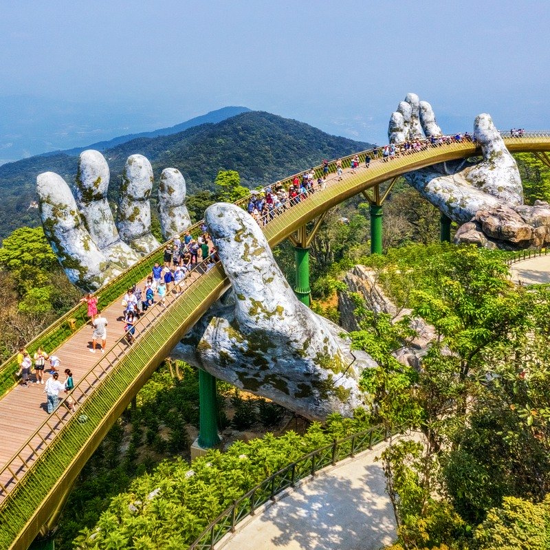 Cầu Vàng