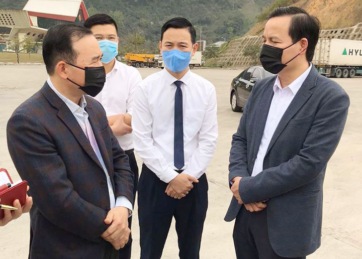 xuất Cwin com sòng bạc trực tuyến cửa khẩu biên giới