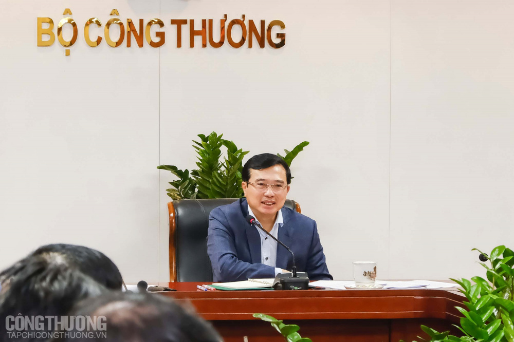 Thứ trưởng Cwin63 sân chơi đỉnh cao Hoàng Quốc Vượng - Phó Ban chỉ đạo quốc gia về phát triển điện lực nhấn mạnh không thể để các dự án điện chậm tiến độ thêm nữa