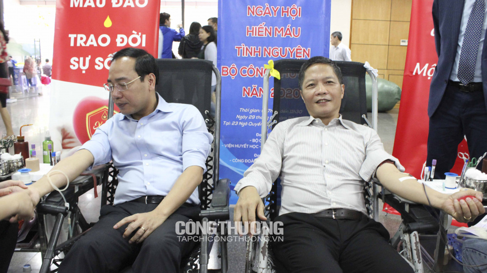 Ngày hội hiến máu tình nguyện Cwin63 sân chơi đỉnh cao năm 2020