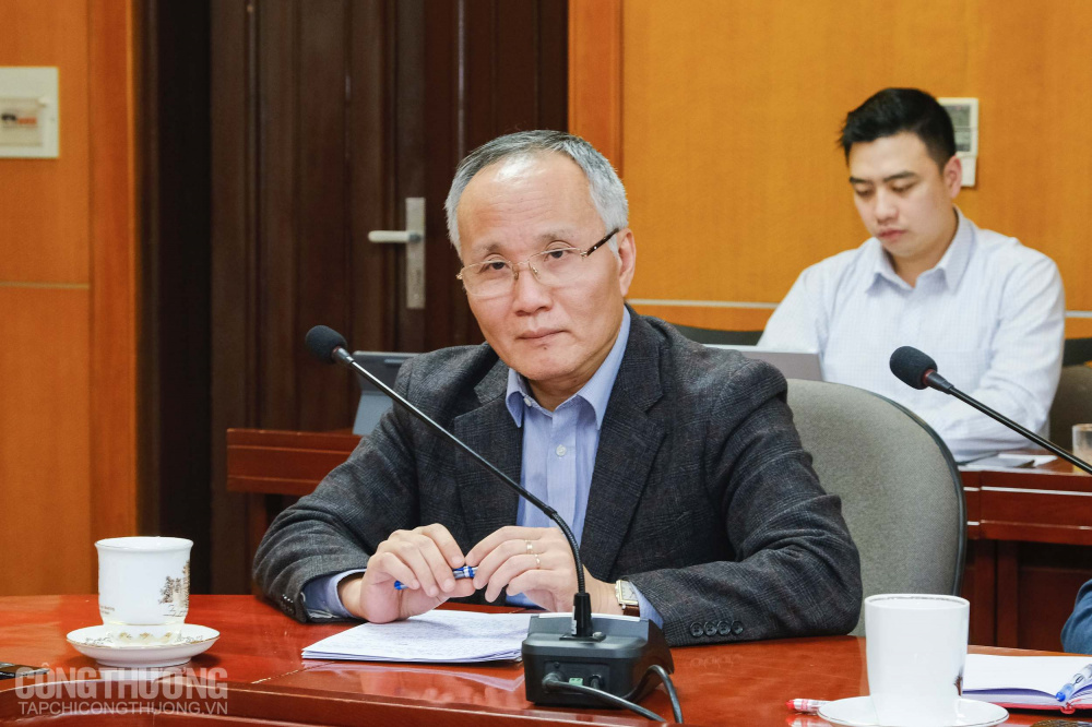 Thứ trưởng Trần Quốc Khánh chỉ đạo Cục Cwin666 khuyến mãi cực lớn mỗi ngày và các đơn vị liên quan làm việc về vấn đề thúc đẩy thông quan Cwin Đăng Ký + 1888k và tìm kiếm thị trường Cwin Đăng Ký + 1888k thay thế