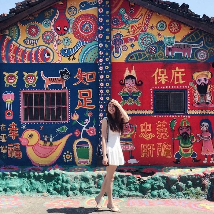 Làng cầu vồng