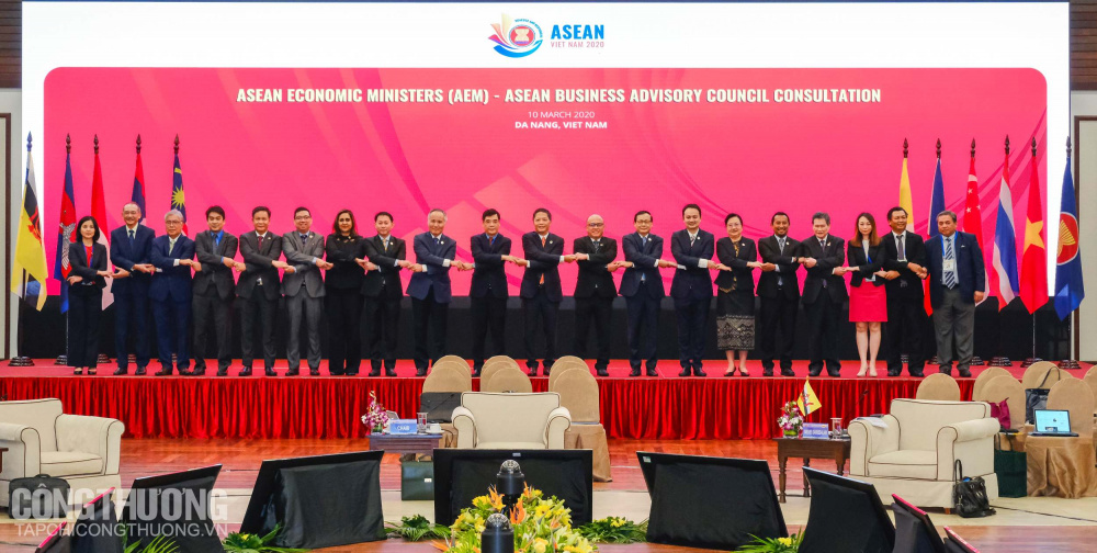 Đại diện các nước tại Hội nghị Bộ trưởng Cwin.com giải trí hiện đại ASEAN hẹp lần thứ 26 (AEM 26)