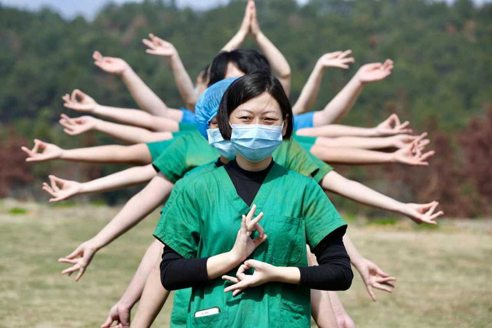 Nhan viên y te