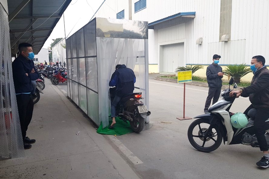 buồng khử khuẩn tự động