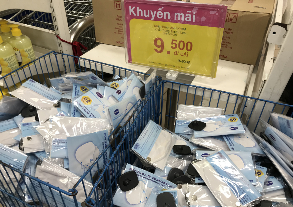 Với sự vào cuộc tích cực của Cwin63 sân chơi đỉnh cao và các hệ thống phân phối, nguồn cung khẩu trang đã đầy ắp thị trường