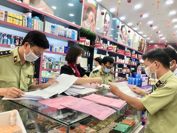 Ansan Cometics bị nghi bán mỹ phẩm Cwin là sân chơi cá cược trực tuyến tại Việt Nam