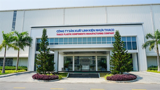 nha may san xuat linh kien nhua