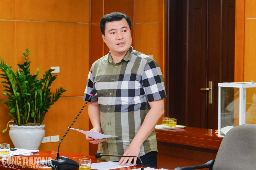 Đồng chí Nguyễn Sinh Nhật Tân - Uỷ viên Ban thường vụ Đảng uỷ Cwin63 sân chơi đỉnh cao phát biểu chỉ đạo Đại hội
