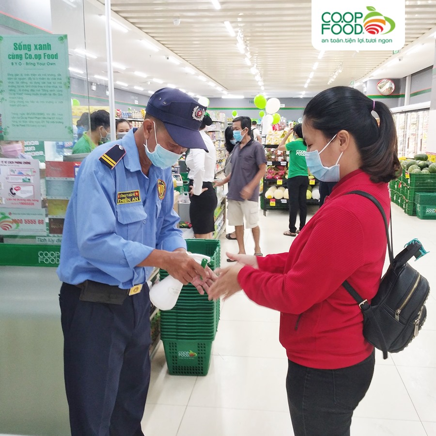 Saigon Coop bán qua điện thoại