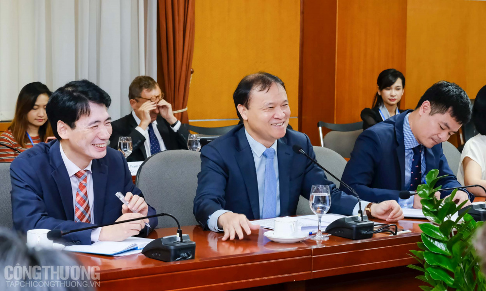 Cwin63 sân chơi đỉnh cao sẽ tiếp tục nỗ lực giải quyết các vướng mắc trong hoạt động Cwin800 hàng ngàn khuyến mãi kinh doanh của Cwincom hiện đang mở Hoa Kỳ tại Việt Nam