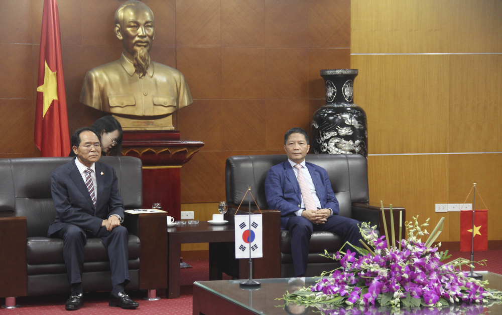 bộ trưởng trần tuấn anh