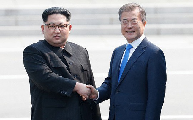 Chủ tịch Kim jong un và Tổng thống Hàn Quốc