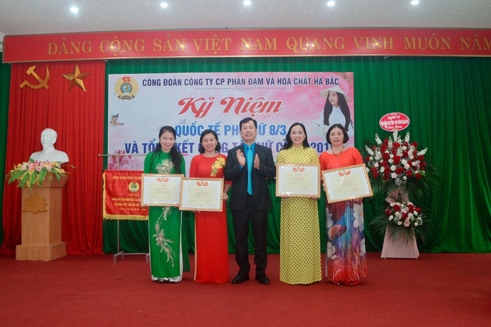 Đạm Hà Bắc