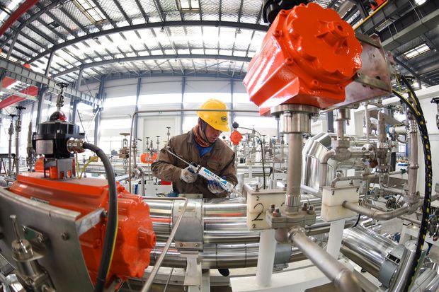 Hoạt động Nền tảng hàng đầu cung cấp Cwin com Cwin là sân chơi cá cược trực tuyến tại Việt Nam