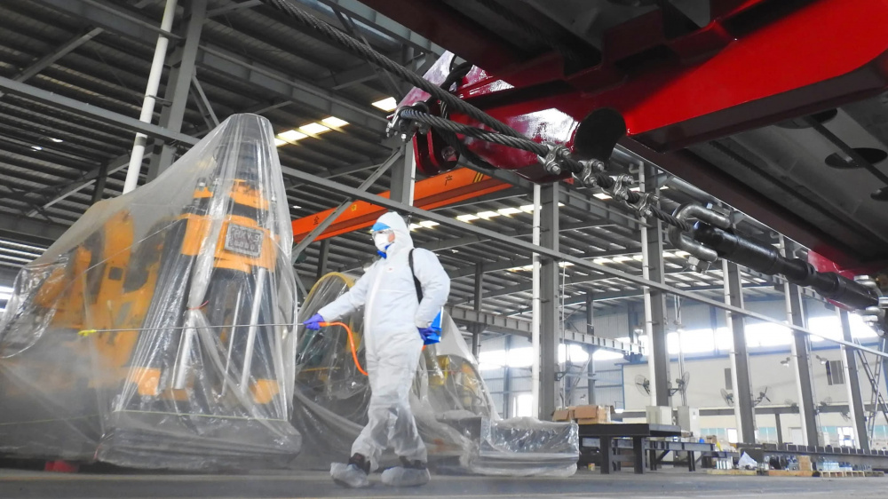 Nhà máy đóng cửa vì đại dịch Covid-19
