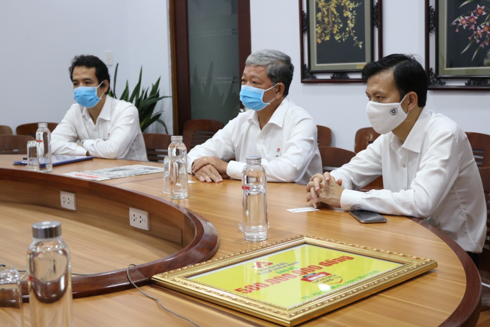thép miền nam