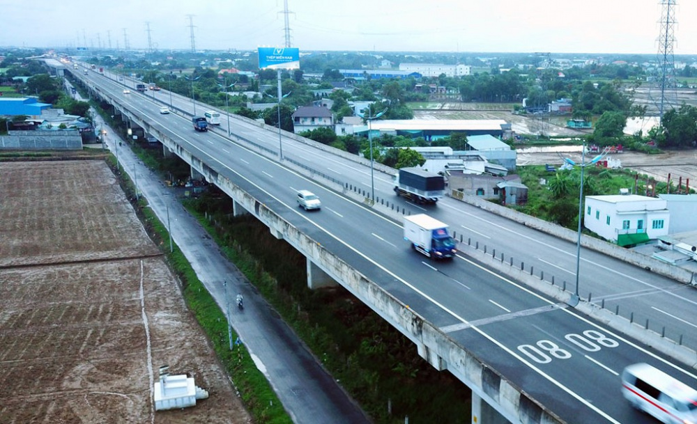 Ban điều hành quyết tâm tập trung thi công 3 ca, không nghỉ lễ, Tết, để sớm thông tuyến trong năm 2020, hoàn thành đưa vào sử dụng năm 2021 