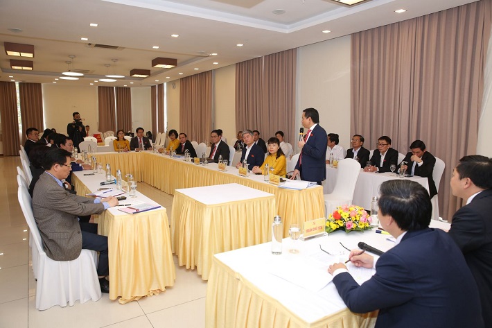 quang cachr cuộc hop