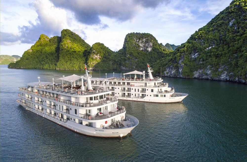 Du thuyền