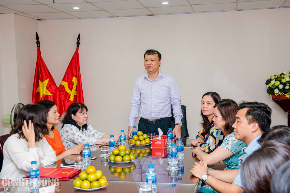 Thứ trưởng Đỗ Thắng Hải khẳng định trọng trách mới của Tân Phó Tổng biên tập là niềm vui nhưng cũng đi cùng nhiệm vụ to lớn