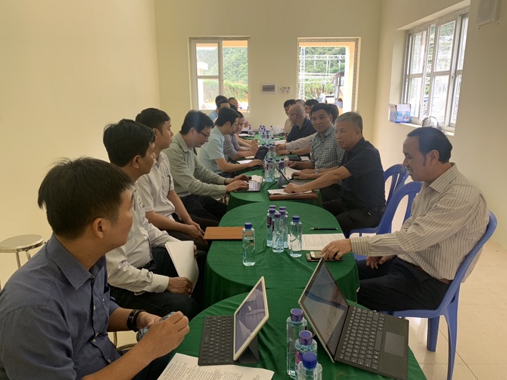 Ông Bùi Văn Kiên -  Phó TGĐ EVNNPT họp điều độ, kiểm tra tiến độ TBA 220kV Mường Tè và ĐZ 220kV Mường Tè - Lai Châu