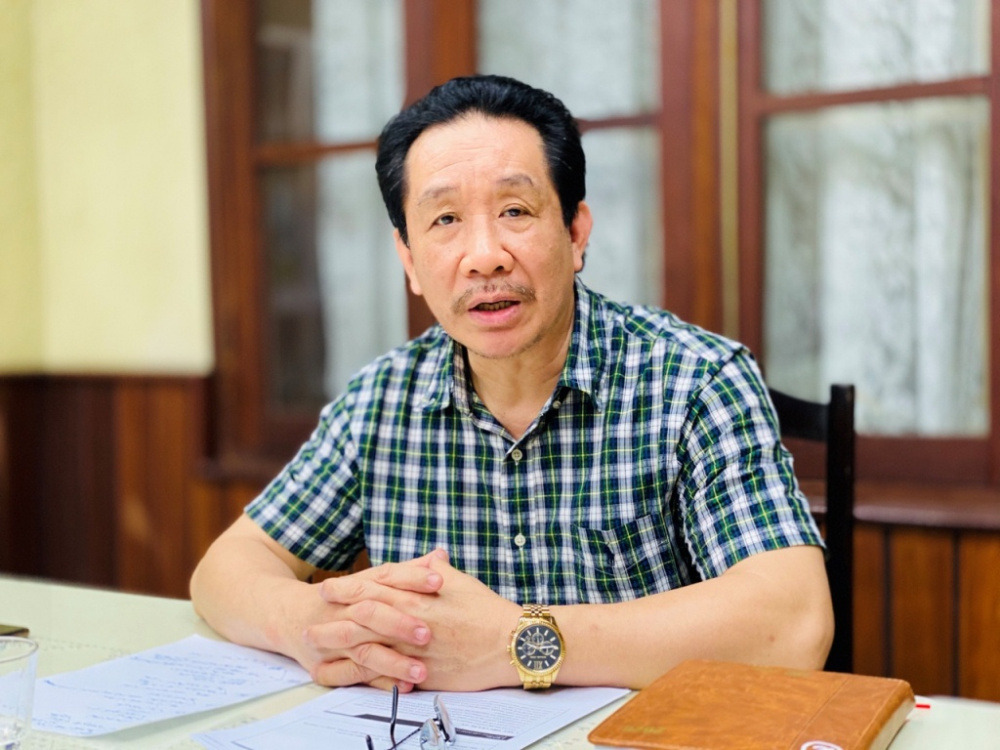Bóng đèn phích nước Rạng Đông 