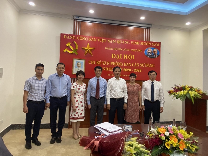 ban can su dang bo cong thuong