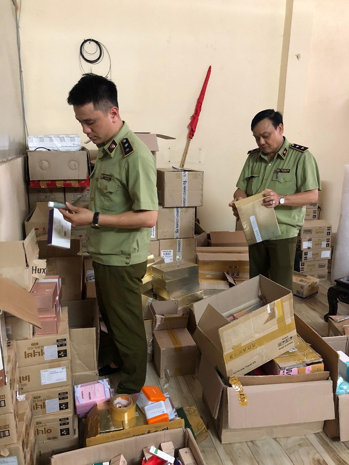 Quản lý thị trường Hà Nội
