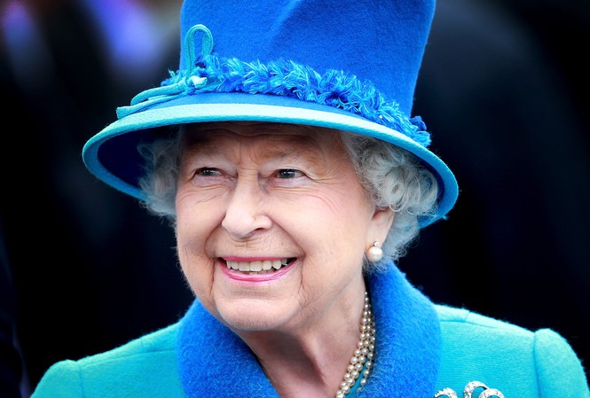  Nữ hoàng Elizabeth II