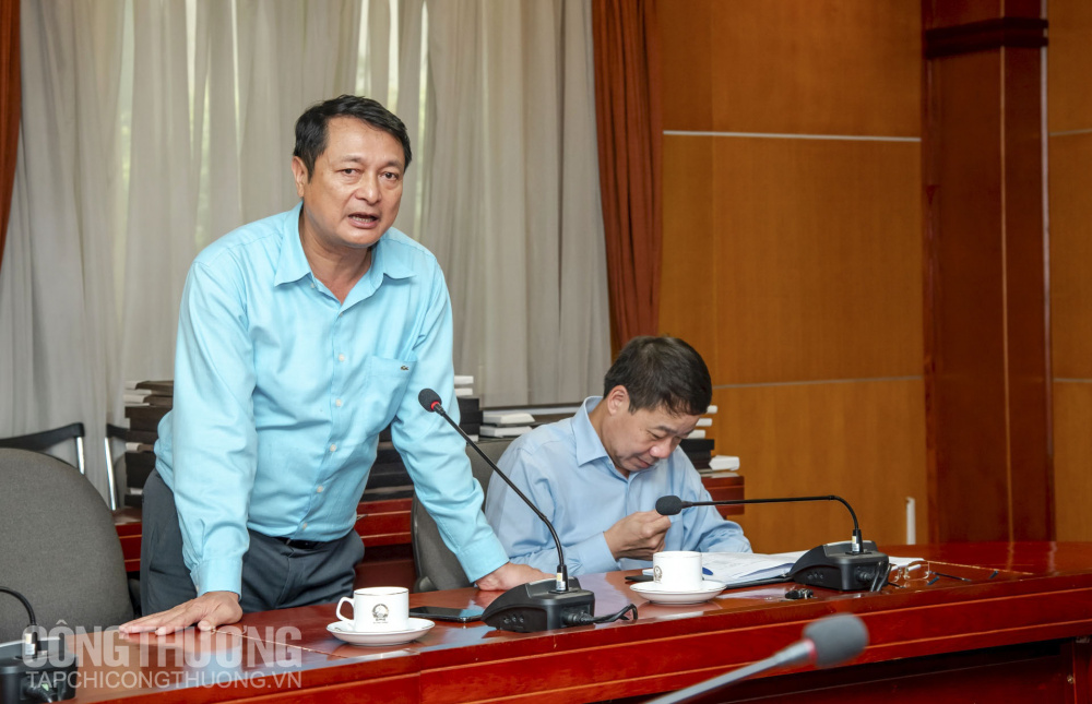 Đồng chí Trần Văn Lượng - Cục trưởng Cục Kĩ thuật an toàn và Mội trường Cwin là sân chơi cá cược trực tuyến tại Việt Nam