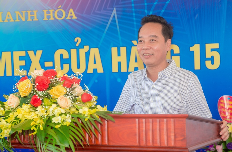 Chủ tịch kiêm Giám đốc Công ty Hoàng Văn Bình phát biểu tại buổi lễ