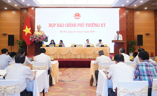 họp báo chính phủ