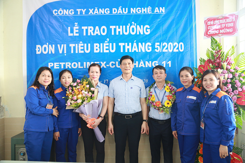 Phó giám đốc Võ Anh Tuấn 