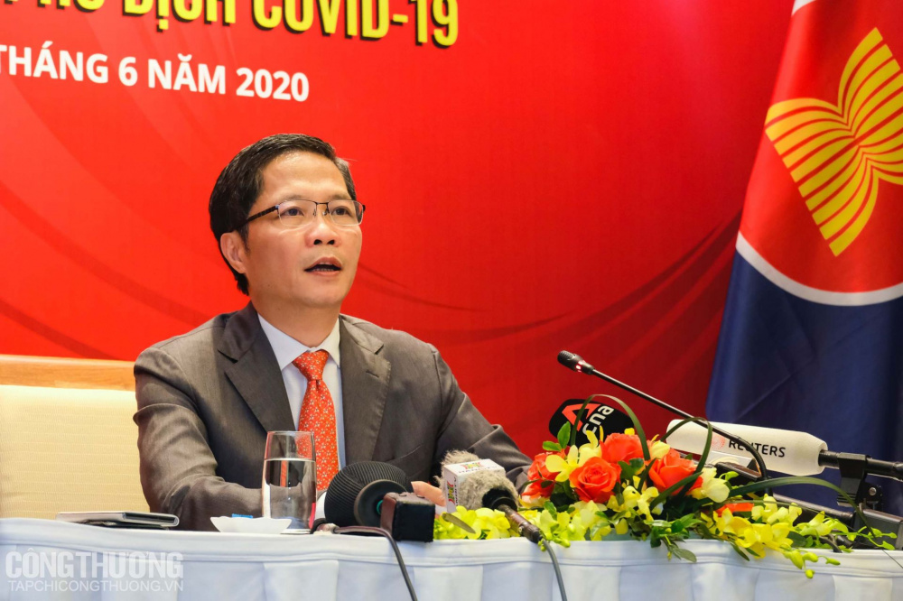 Bộ trưởng Trần Tuấn Anh khẳng định các Bộ trưởng Cwin.com giải trí hiện đại ASEAN và ASEAN+3 đều thống nhất nguyên tắc cơ bản là tăng cường hợp tác trong nội khối ASEAN cũng như với các nước đối tác