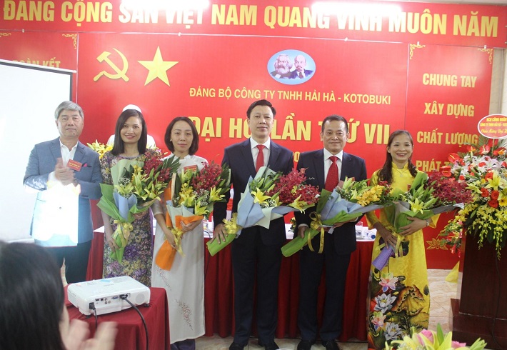 Ra mắt ban chấp hành