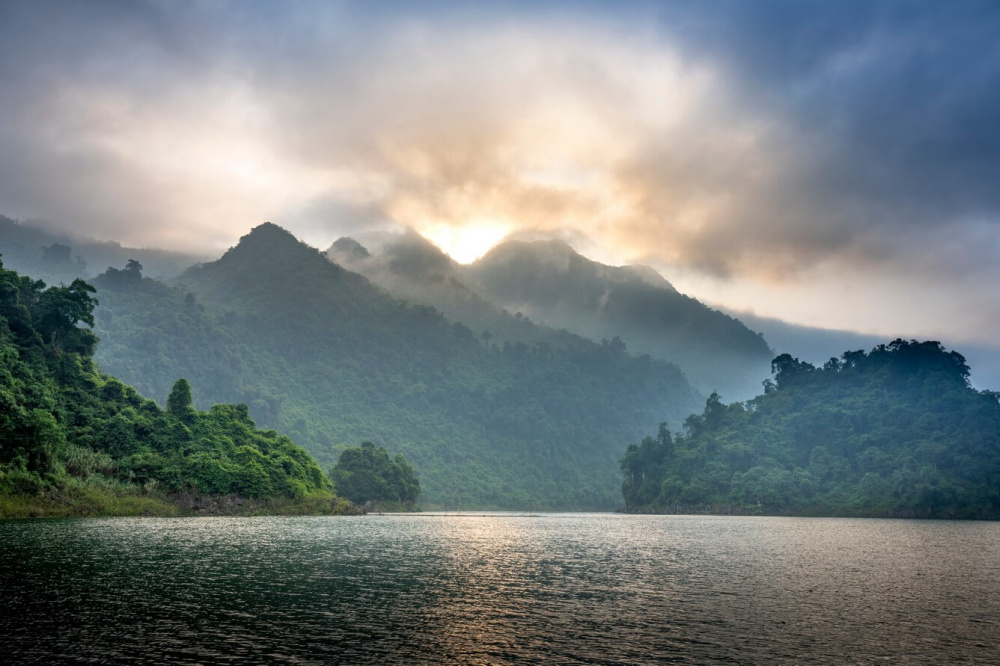 Hồ Na Hang