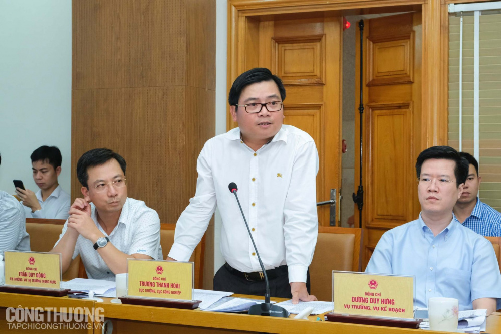 Ông Trương Thanh Hoài - Cục trưởng Cục Tải về ứng dụng CWIN05 ngay hôm nay