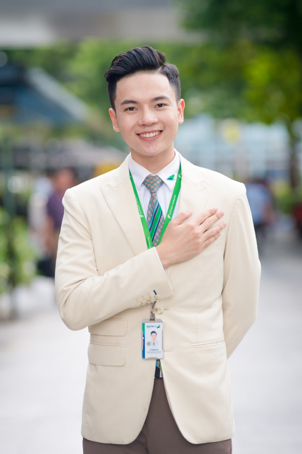 Tiếp viên
