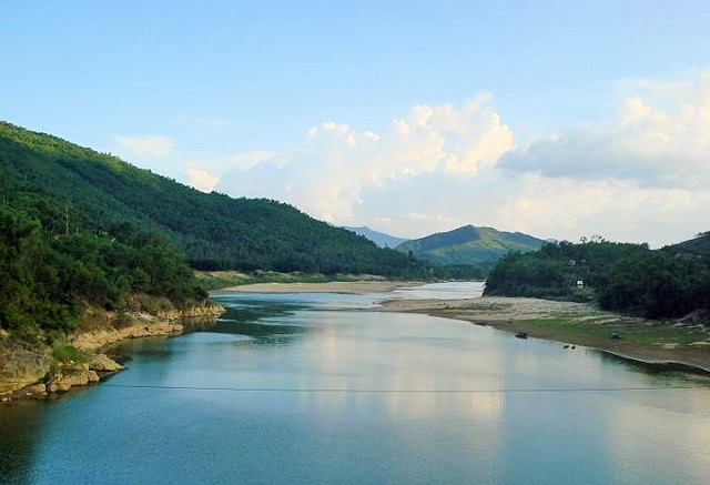 HÒn Kẽm
