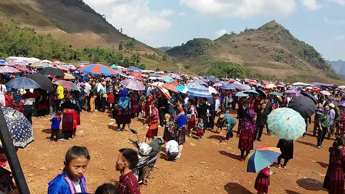 chợ phiên