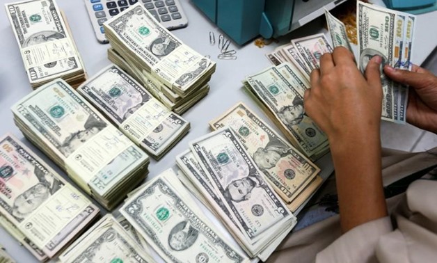 Đồng USD suy giảm