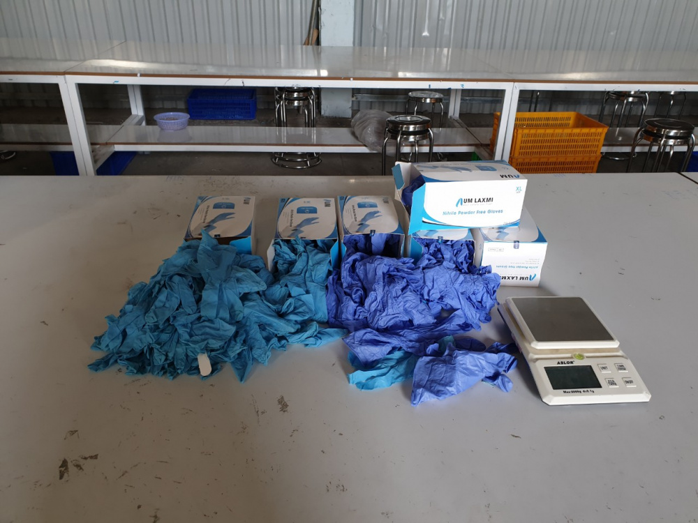 găng tay tái chế