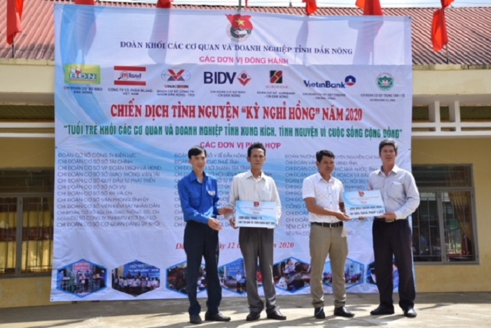 DNA đồng hành cung chương trình