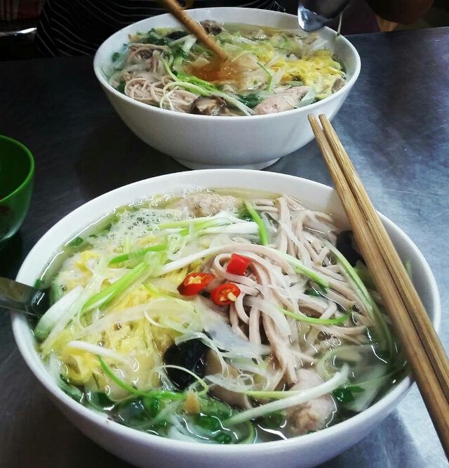 Bún thang Cầu Gỗ
