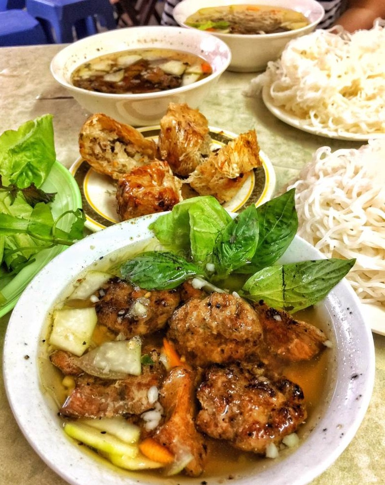 Bún chả Bát Sứ