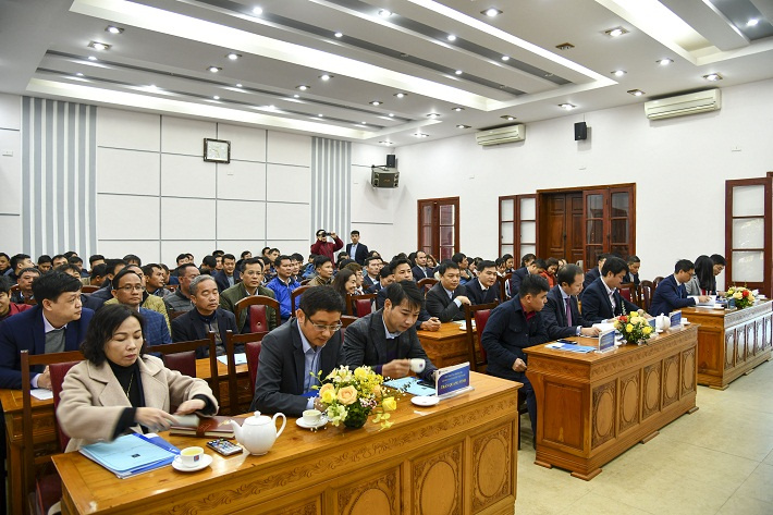 hoi nghi