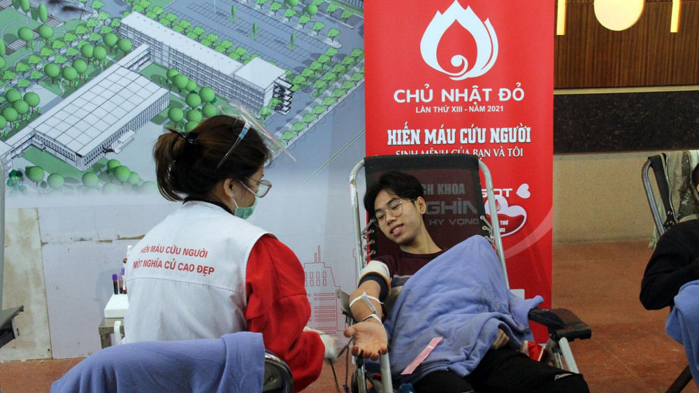 chủ nhật đỏ