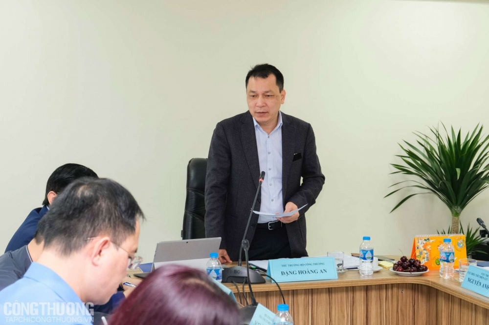 Thứ trưởng Đặng Hoàng An nhấn mạnh mục tiêu hàng đầu của ngành điện trong thời gian này là đảm bảo cấp điện an toàn phục vụ Đại hội Đảng lần thứ XIII