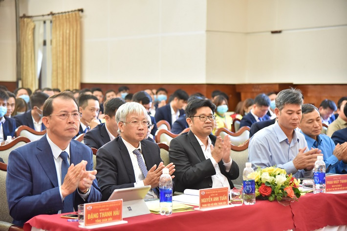 cac_dai_bieu_tham_du_hoi_nghi